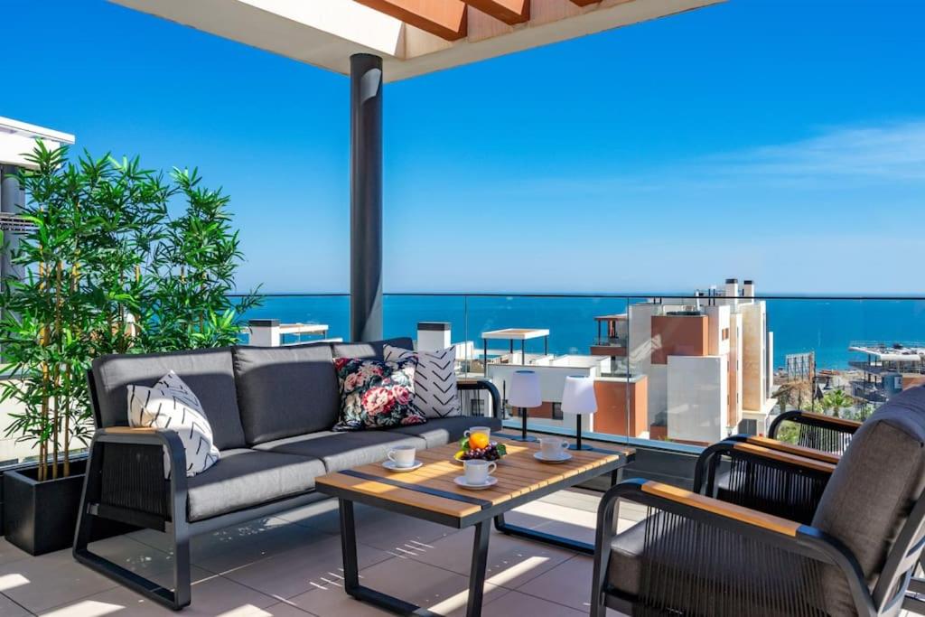 Fotografie z fotogalerie ubytování Stunning penthouse w private pool in El Higueron by Costarentals - Ref 178 v destinaci Fuengirola