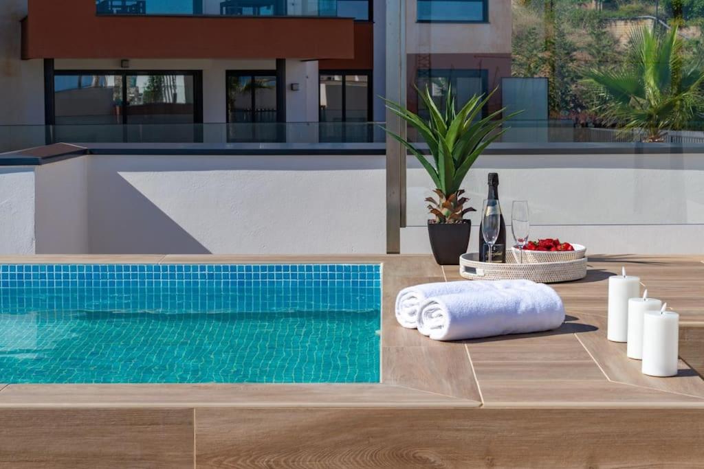 Fotografie z fotogalerie ubytování Stunning penthouse w private pool in El Higueron by Costarentals - Ref 178 v destinaci Fuengirola