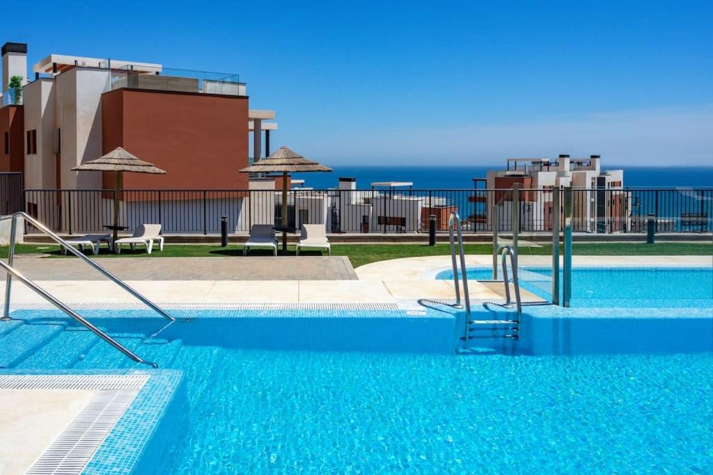Fotografie z fotogalerie ubytování Stunning penthouse w private pool in El Higueron by Costarentals - Ref 178 v destinaci Fuengirola