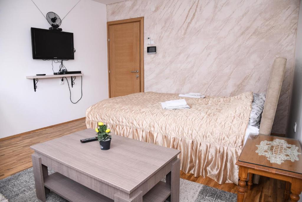 Postel nebo postele na pokoji v ubytování Demir Apartmani