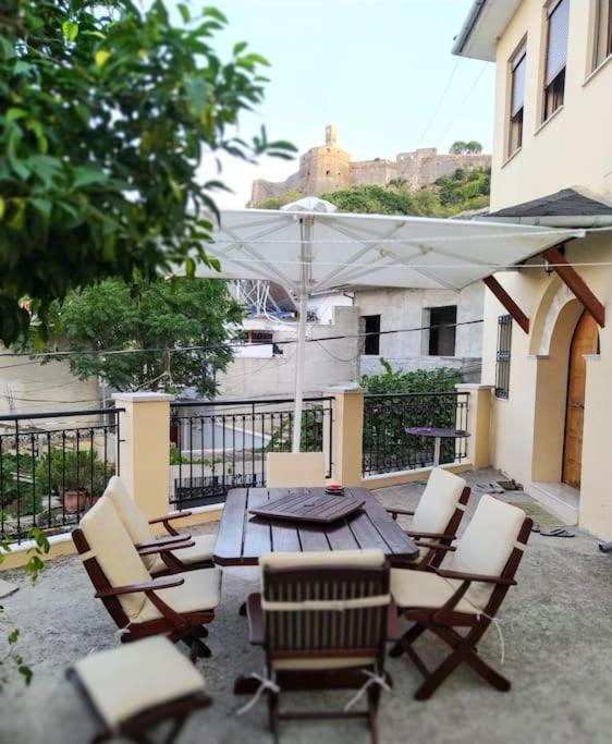 GEORGE's VILLA - Image 9
