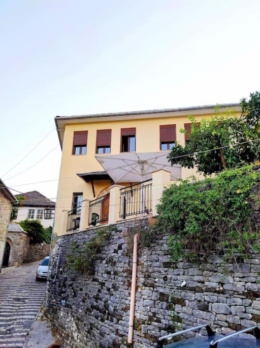 GEORGE's VILLA - Image 6