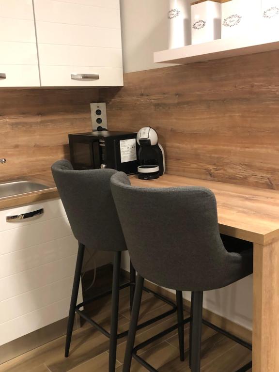 Kuchyňa alebo kuchynka v ubytovaní Adria-Appartment-Island-Vir #sea #beach #wifi #privateparking #netflix