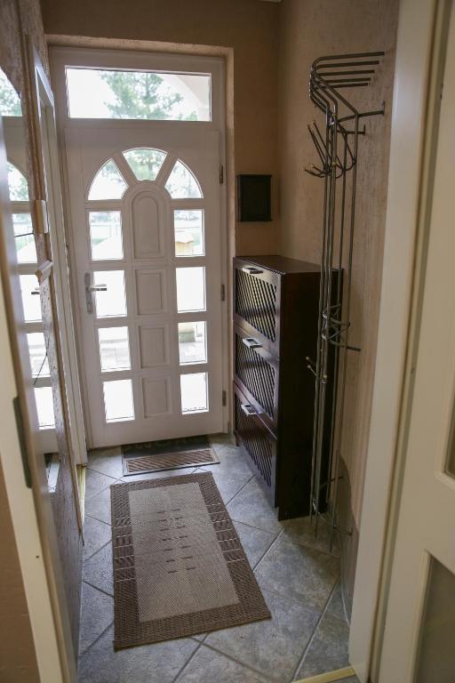 Zdjęcie z galerii obiektu Ede Apartman w mieście Gyula
