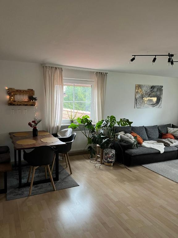 Sonnige Ferienwohnung Königsdorf A Holzer - Appartement De Deux Chambres