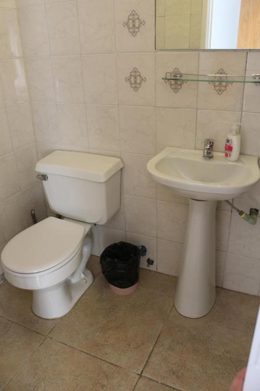 Koupelna v ubytování Hostal Ochen