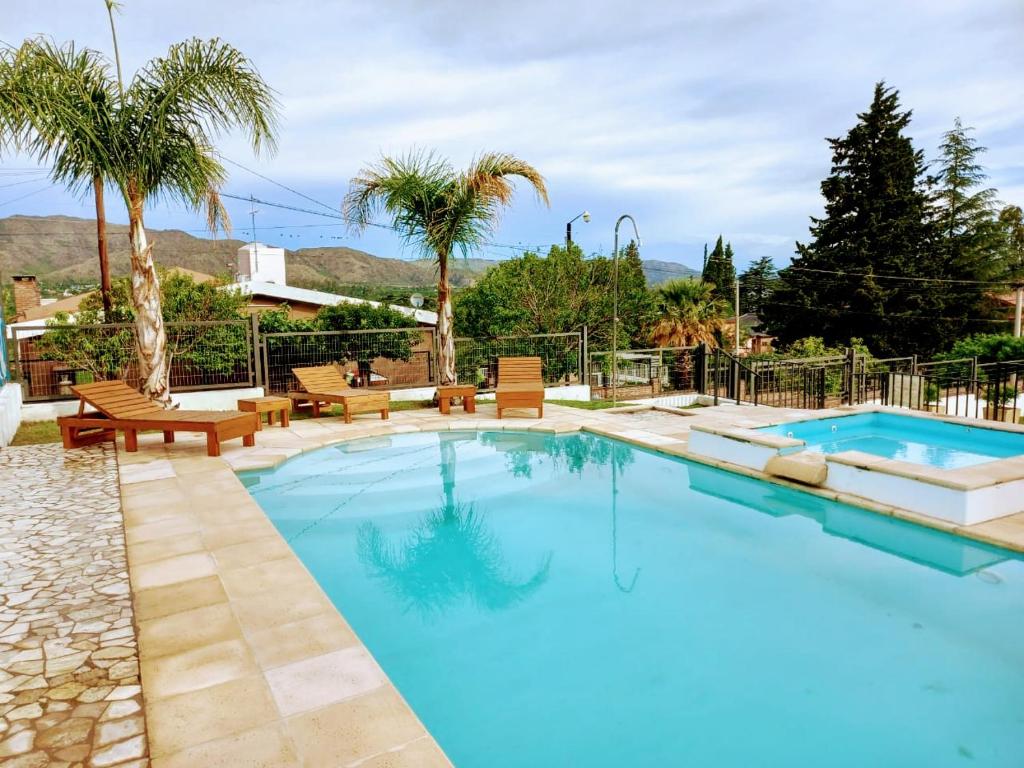 Bazén v ubytování CABAÑAS TITO nebo v jeho okolí