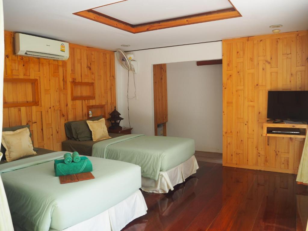 Koh Kood Beach Resort - 10