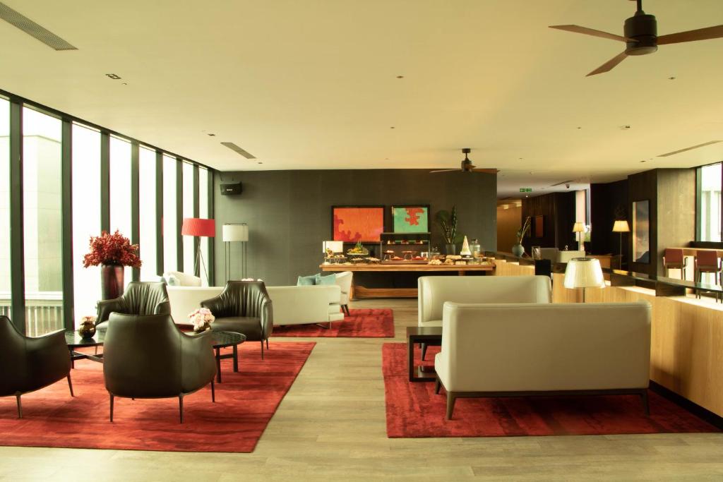 TV a/nebo společenská místnost v ubytování Midori Clark Hotel and Casino