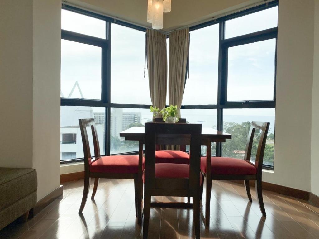 The Seasons Pattaya - Resim 44