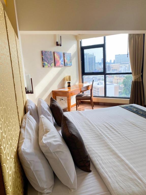 The Seasons Pattaya - Resim 45