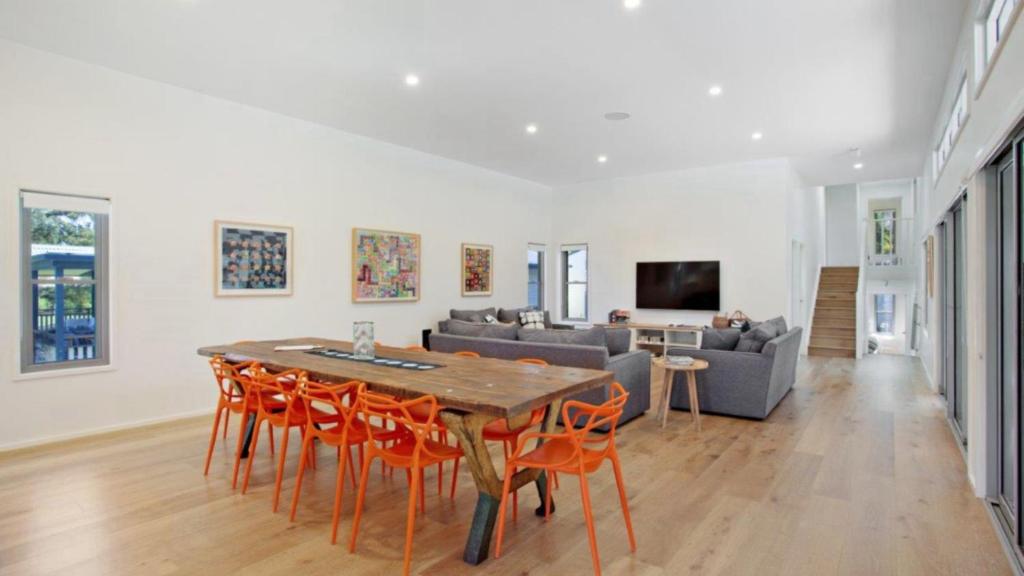 Endless Summer, Hawks Nest (updated prices 2024)