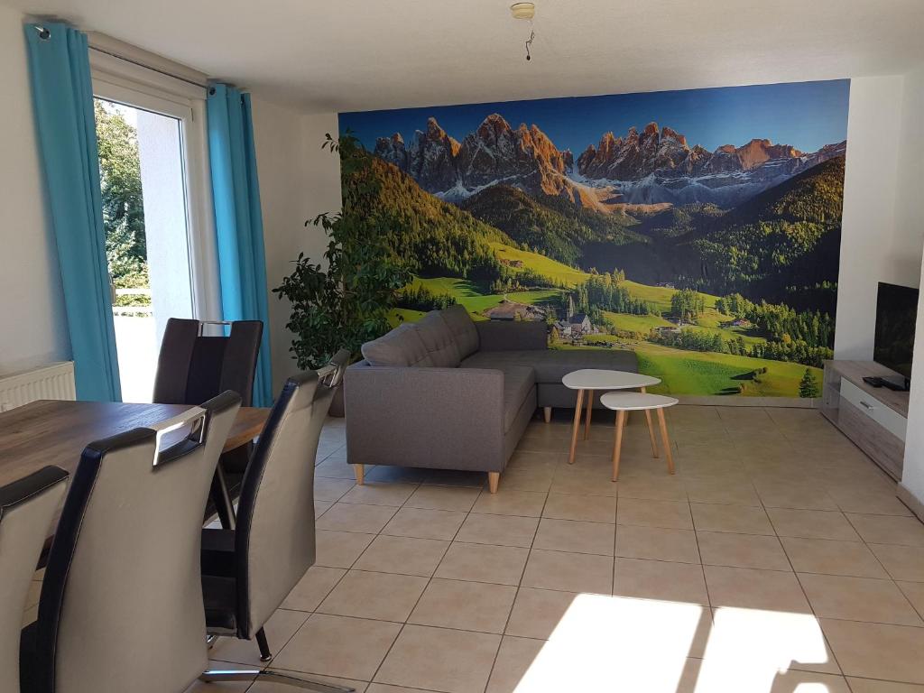 TV a/nebo společenská místnost v ubytování Ferienwohnung Allgäu - Füssen Zentrum