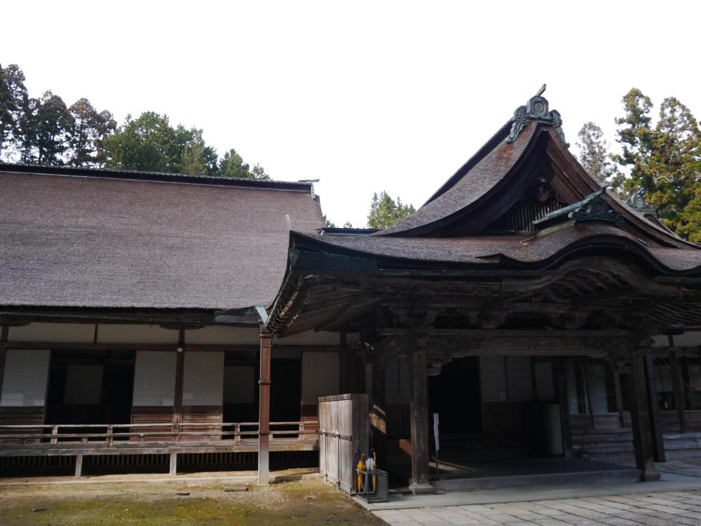 Budova, kde se ryokan nachází