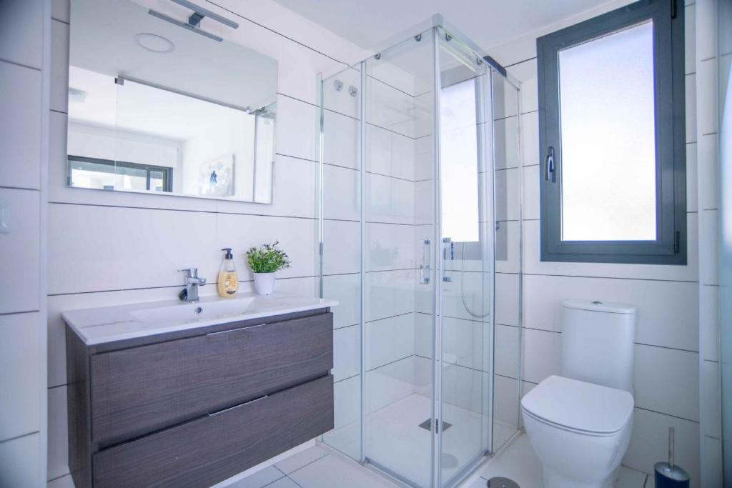 Koupelna v ubytování NEW Stunning ground floor Apartment with Jacuzzi