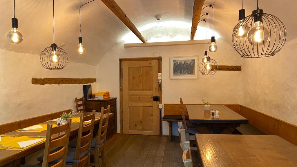 Fotografie z fotogalerie ubytování Hotel Weisses Kreuz Bergün v destinaci Bergün