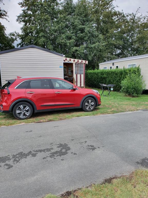 Fotografie z fotogalerie ubytování LA PALMYRE LES MATHES Mobil home 3ch TOUT CONFORT Camping 4 étoiles LES CHARMETTES v destinaci Les Mathes