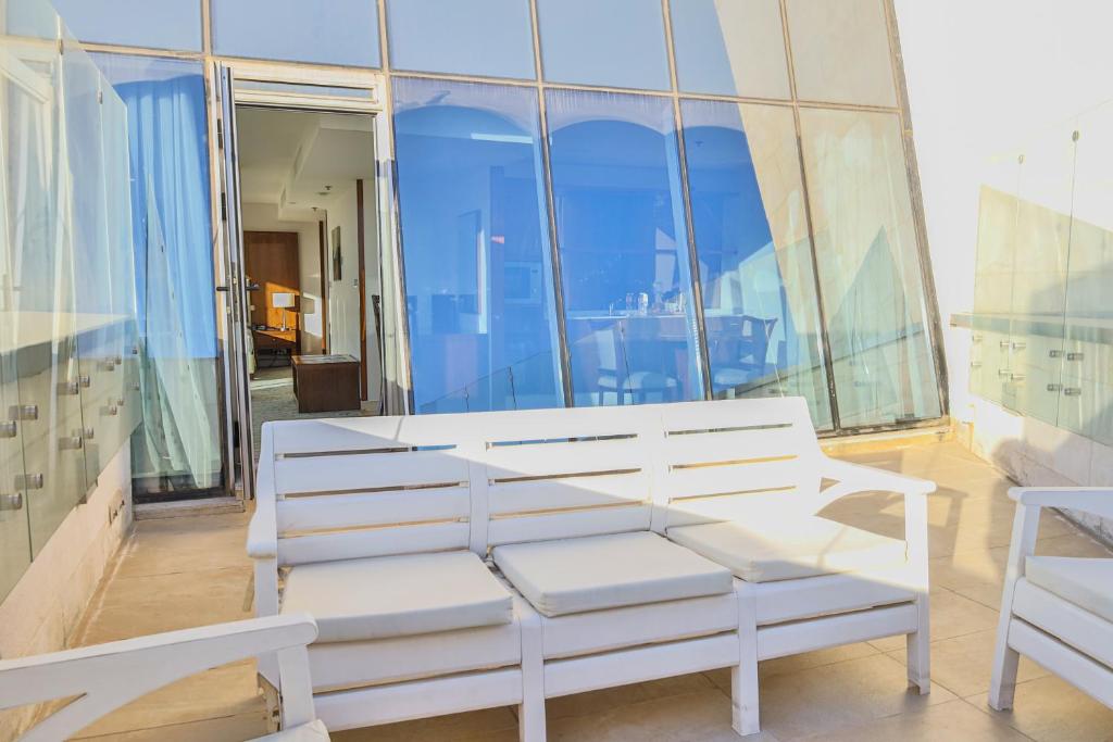 Coral Tower Hotel by Hansa - Executive Suite