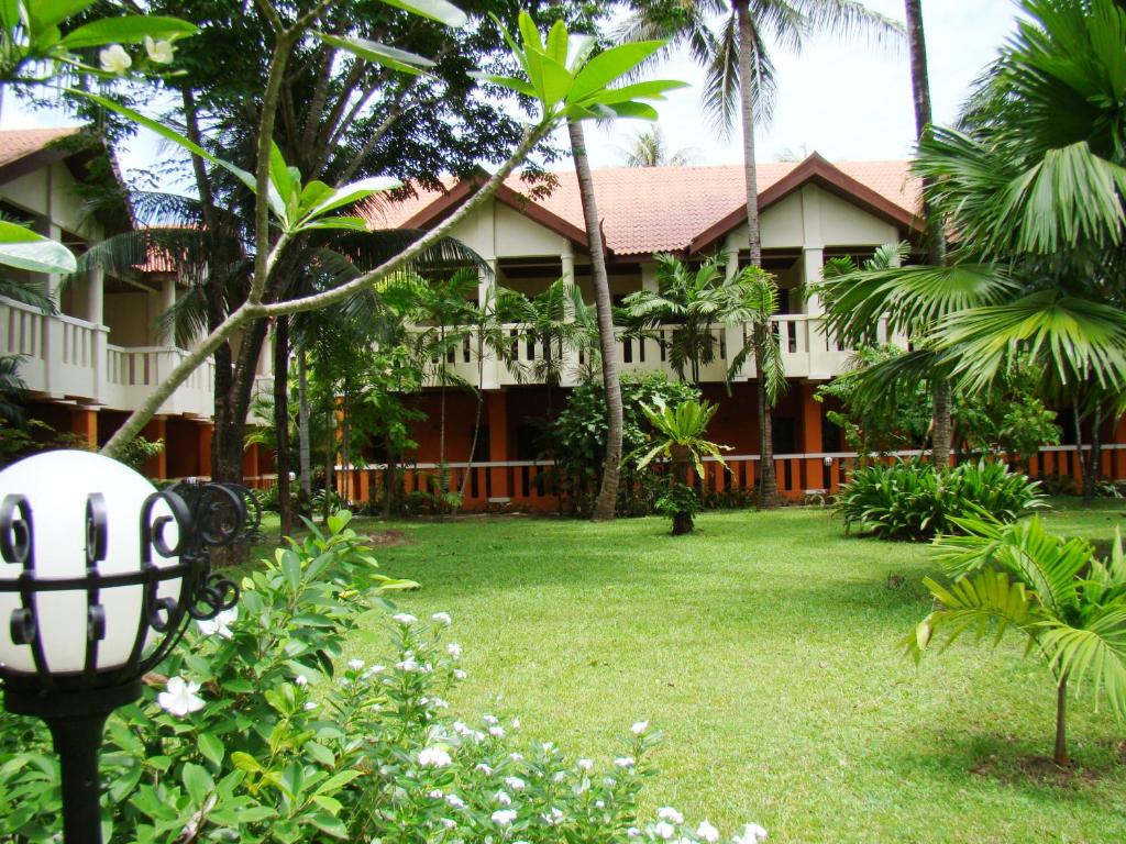 Zahrada ubytování Phuket Leelavadee Hua Ting Resort
