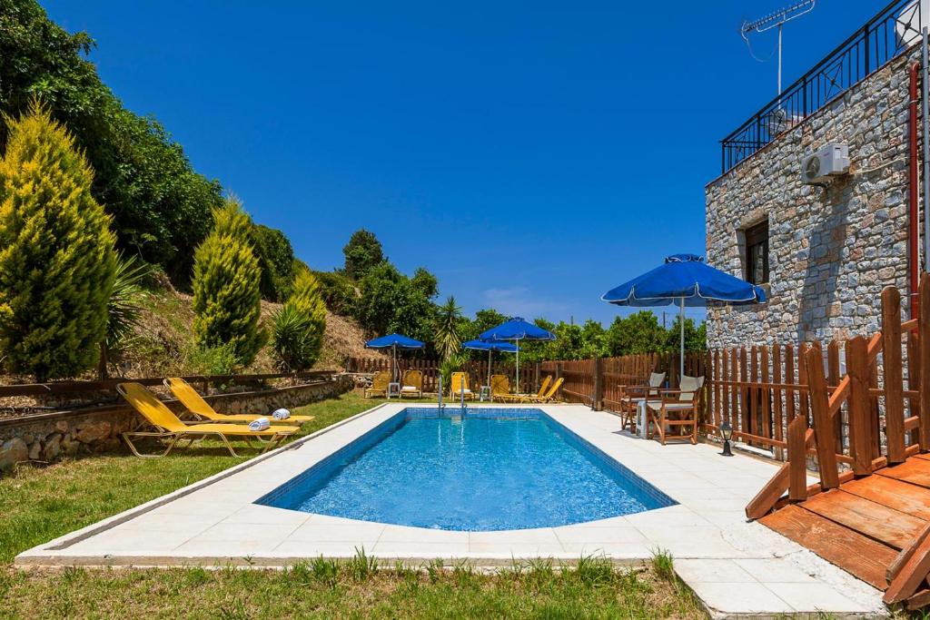Bazén v ubytovaní Cretan Residence Villa alebo v jeho blízkosti