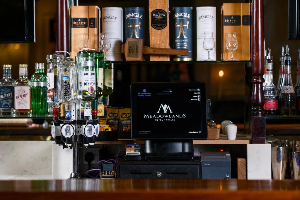 Sohvabaar või baar majutusasutuses Meadowlands Hotel