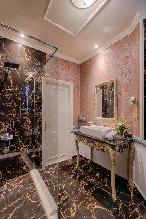 Le Metropole Luxury Heritage Hotel Since 1902 by Paradise Inn Group - 19