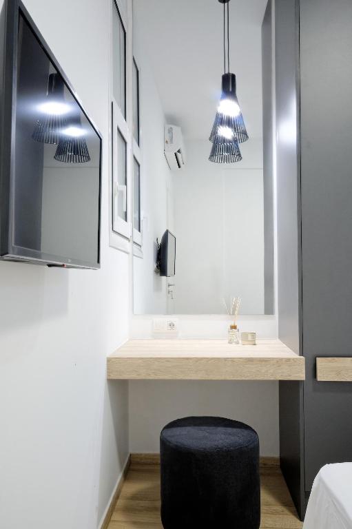 Kép Elegant Big Apartment in Athens Center With Balcony szállásáról Athénban a galériában