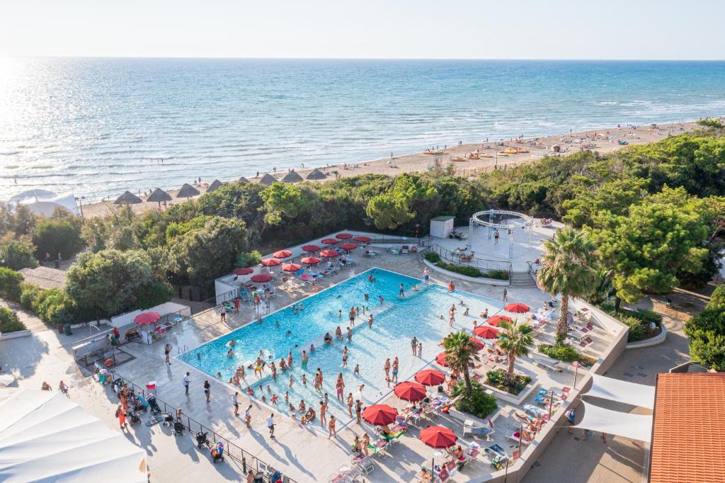 Bazén v ubytování Paradù EcoVillage & Resort nebo v jeho okolí