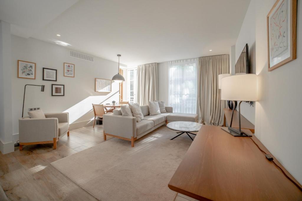 Le Grand Pavillon Chantilly - Suite Supérieure