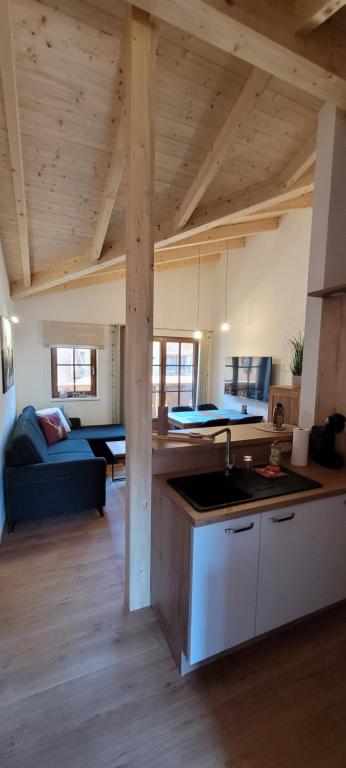 Kuchyň nebo kuchyňský kout v ubytování Hochalmbahnen Chalets Rauris 1-20 WE3, Maislaufeldweg 1r OG