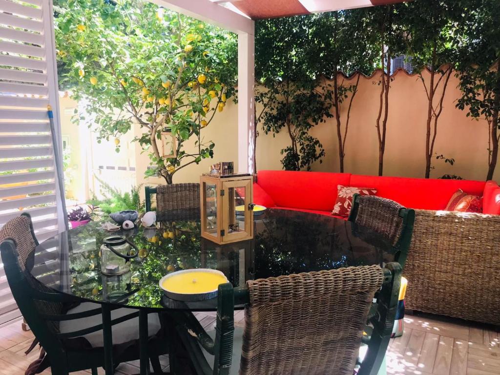 A seating area at Parnasus