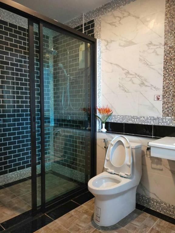 The Wynn Kohjum - 13