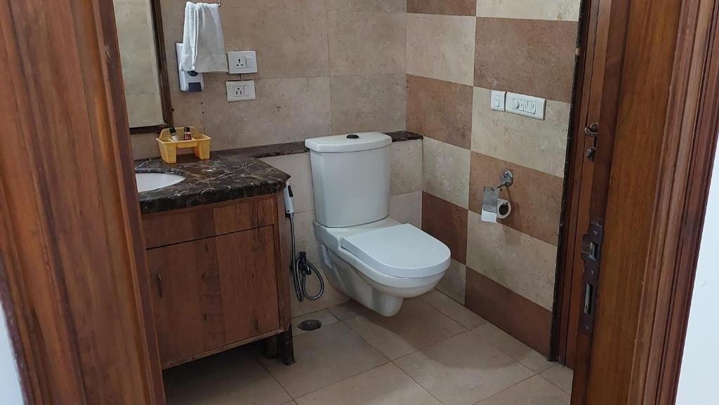 Koupelna v ubytování Hotel Ashray Noida
