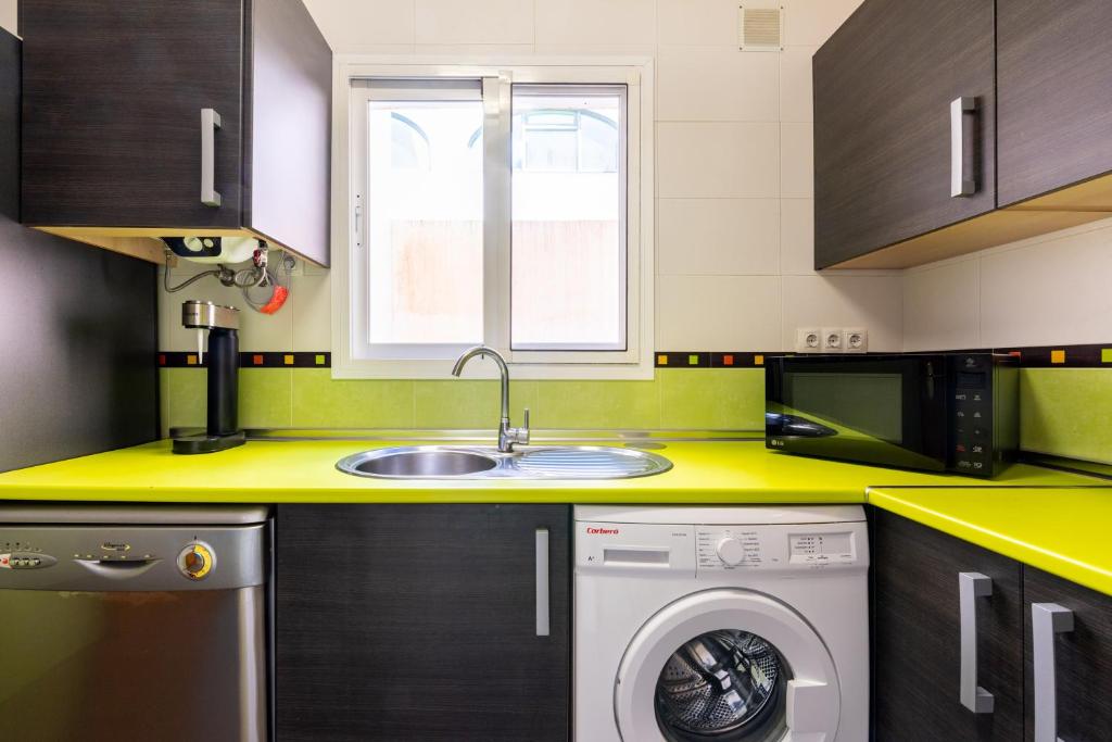 A kitchen or kitchenette at San Miguel Centro
