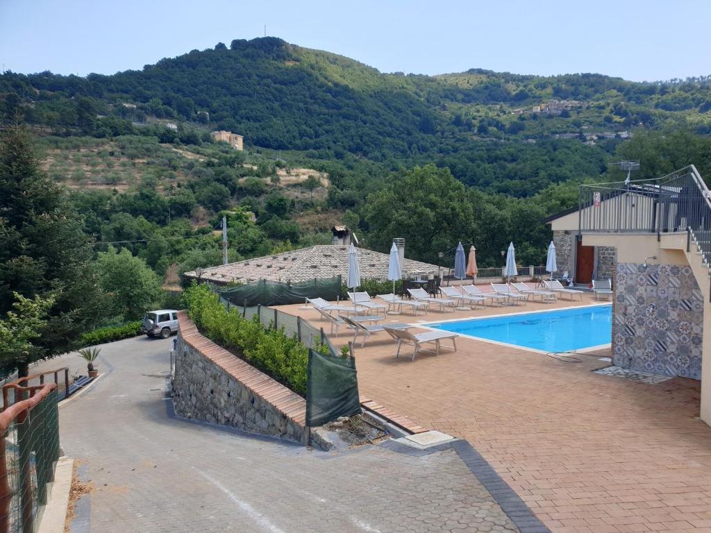 The swimming pool at or close to Agriturismo Ponte Due Archi