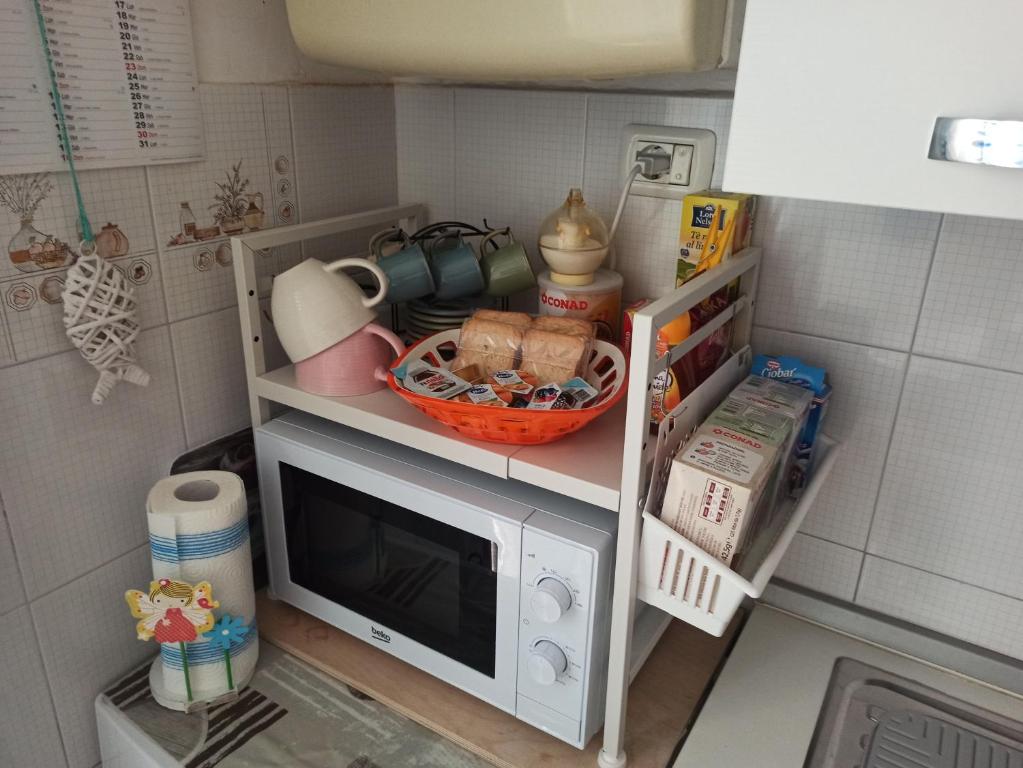 Kuchyňa alebo kuchynka v ubytovaní Casa al Mare Fontespina