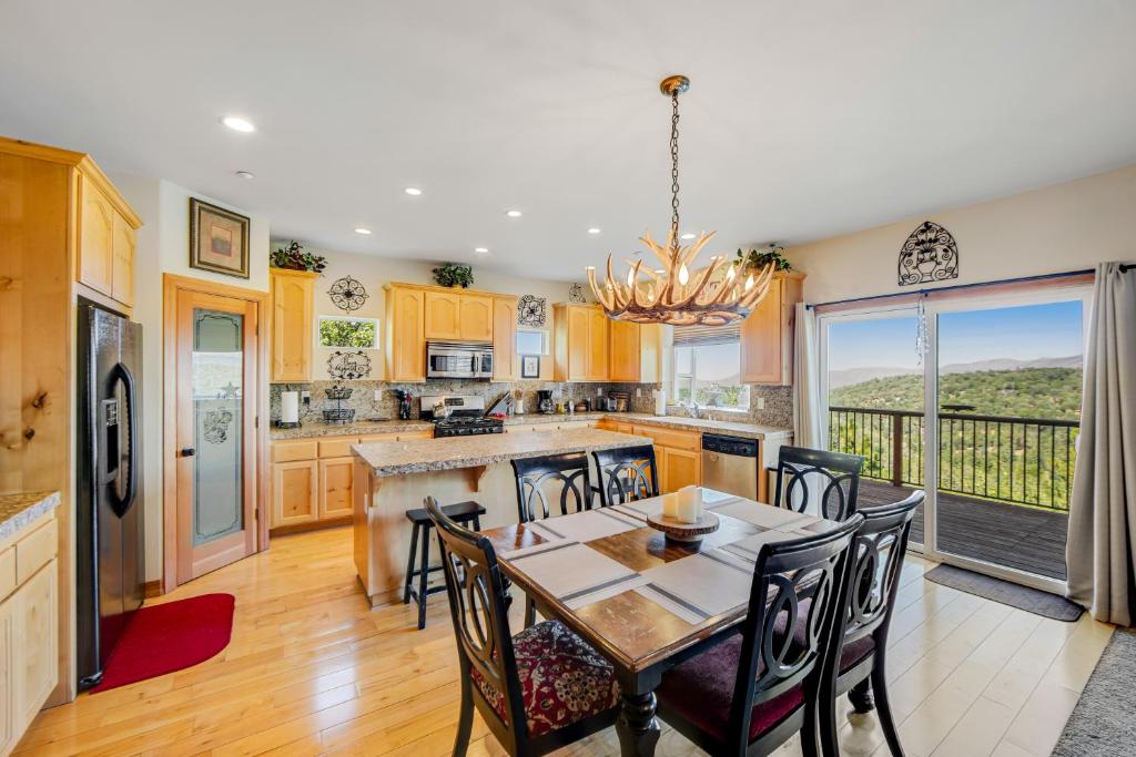 Ridgeline View Retreat