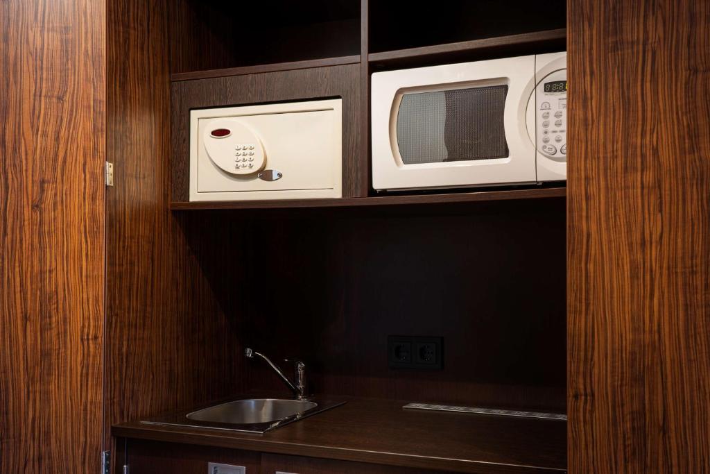 elaya hotel hamburg finkenwerder - Resim 13