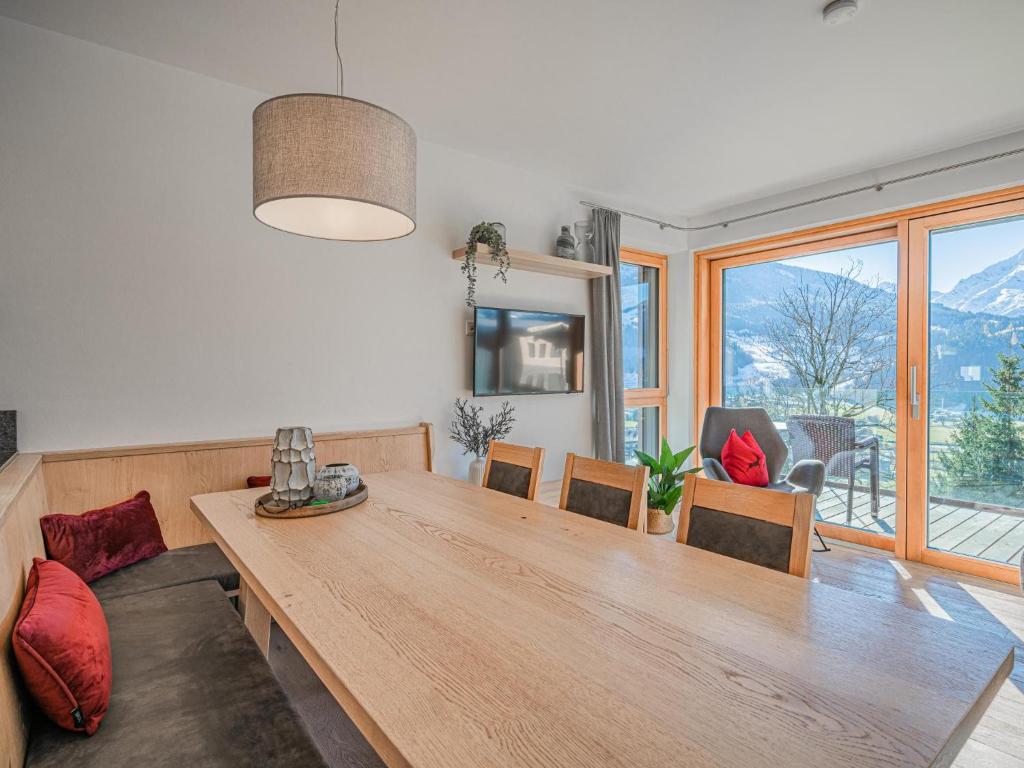 Nespecifikovaný výhled na hory nebo výhled na hory při pohledu z apartmánu