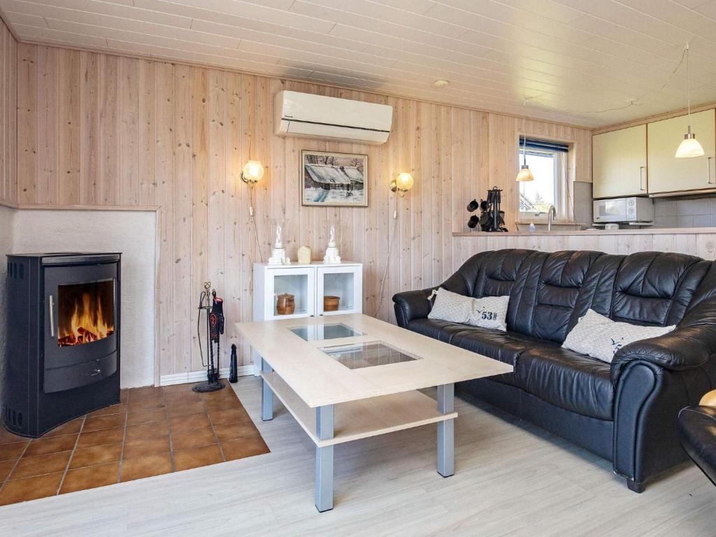 Fotografie z fotogalerie ubytování 5 person holiday home in Hals v destinaci Hals