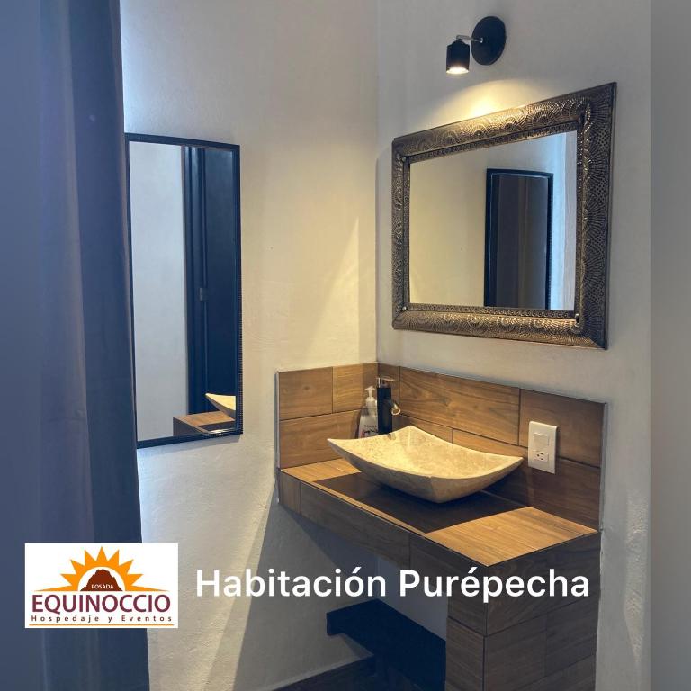 Posada Equinoccio - Deluxe King Room