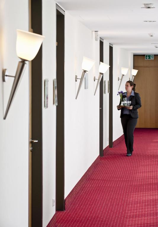 Come Inn Berlin Kurfürstendamm - Resim 6