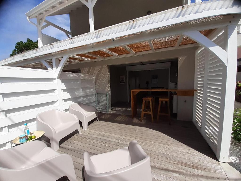 Balkón nebo terasa v ubytování Appartement neuf a 150 metres de la mer wifi