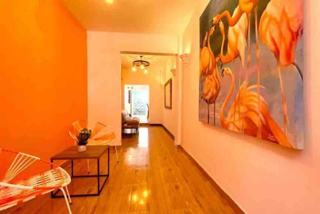 Posezení v ubytování 4BR House Old City rooftop jacuzzi AC full Wifi
