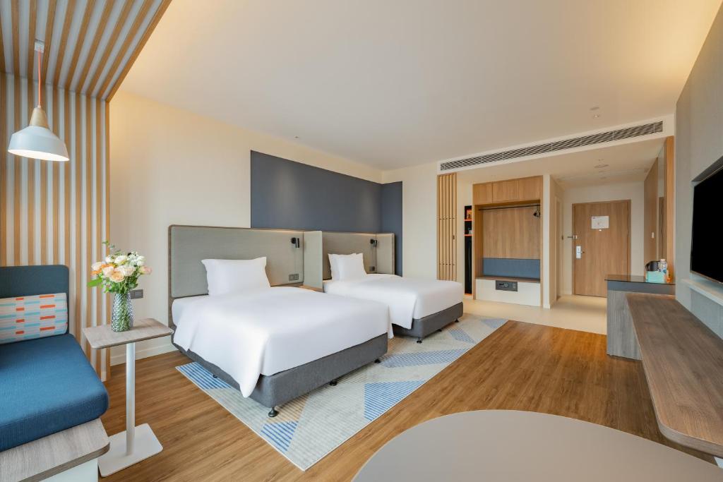 Holiday Inn Express Nanning Jiangnan by IHG - Standard Twin Room With Extra Floor Space