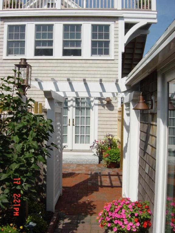 Revere Guest House photo