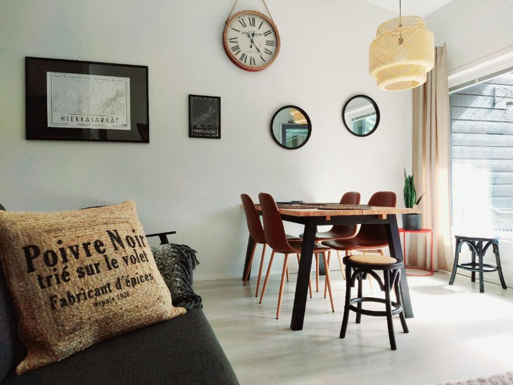 SkyVillas Apartments by Hiekka Booking - Two-Bedroom Apartment