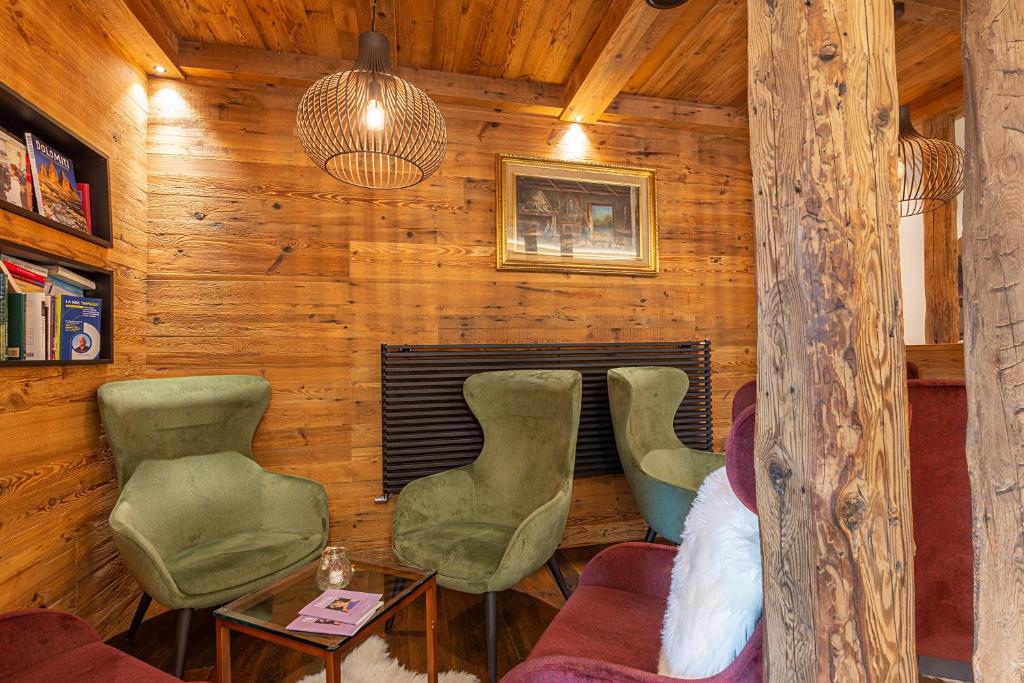 Posezení v ubytování Monza Dolomites Hotel