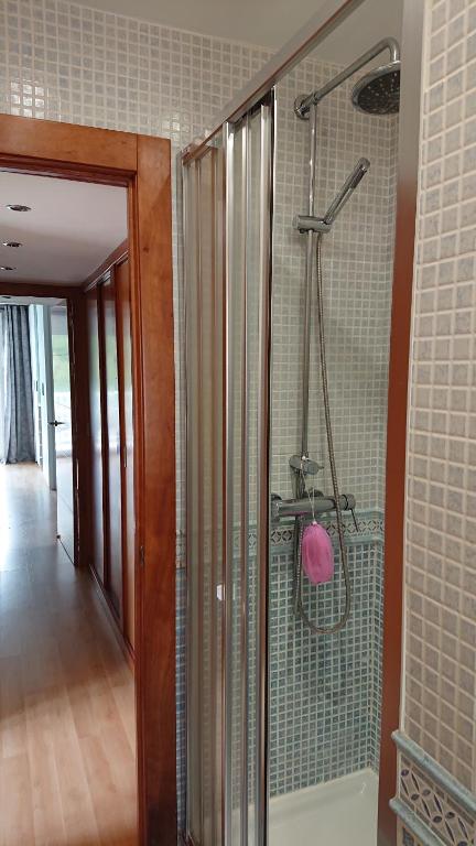 A bathroom at Apartamento Ginette SunBeach