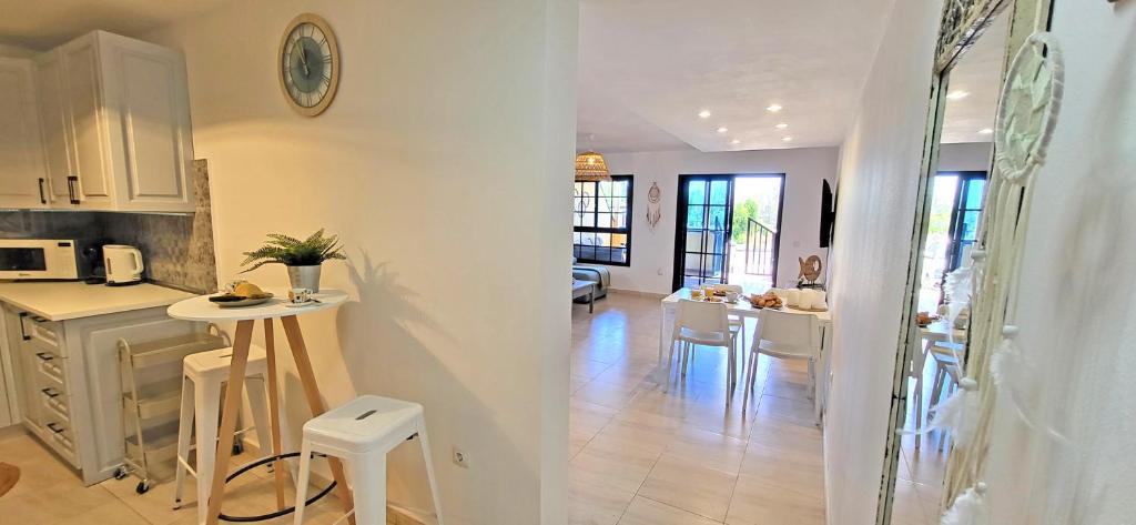 Kuchyň nebo kuchyňský kout v ubytování CASA BELLA VISTA